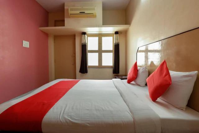 Jaya Krishna Mansions Hotel Vellore Exterior photo