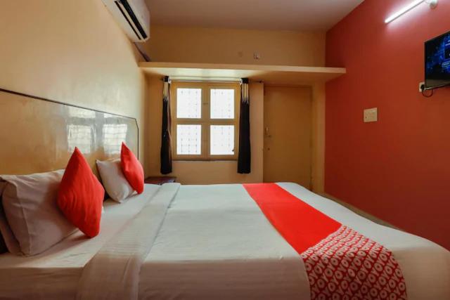Jaya Krishna Mansions Hotel Vellore Exterior photo